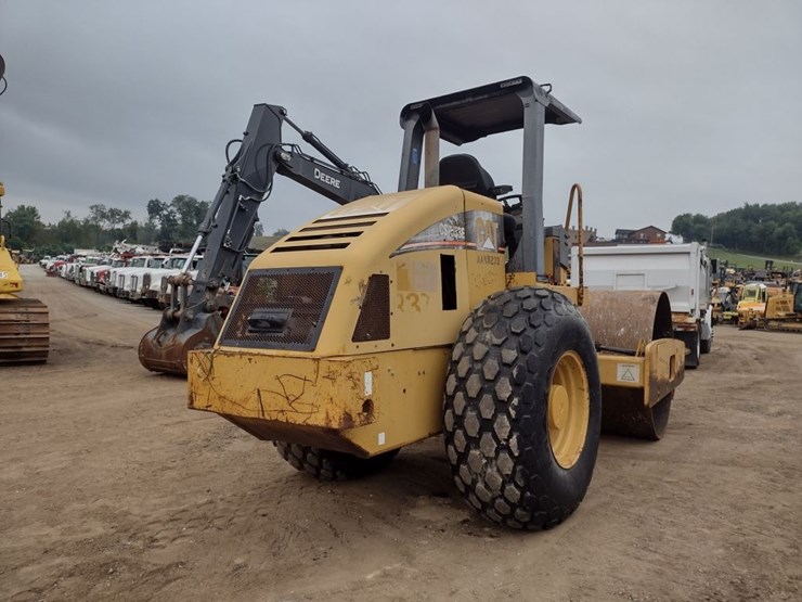 caterpillar-cs-533e-image-31