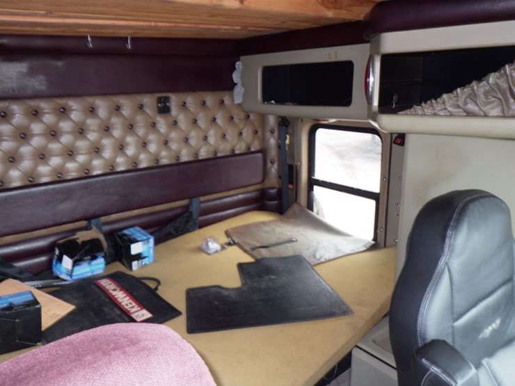 1997-kenworth-w900l-image-6