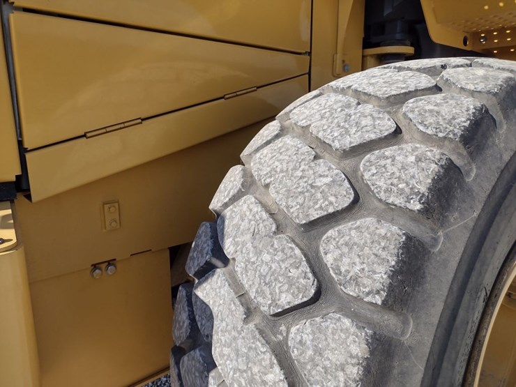 deere-724k-image-29