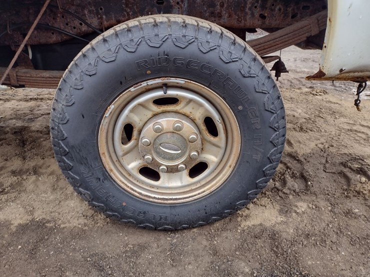 2009-ford-f250-image-16