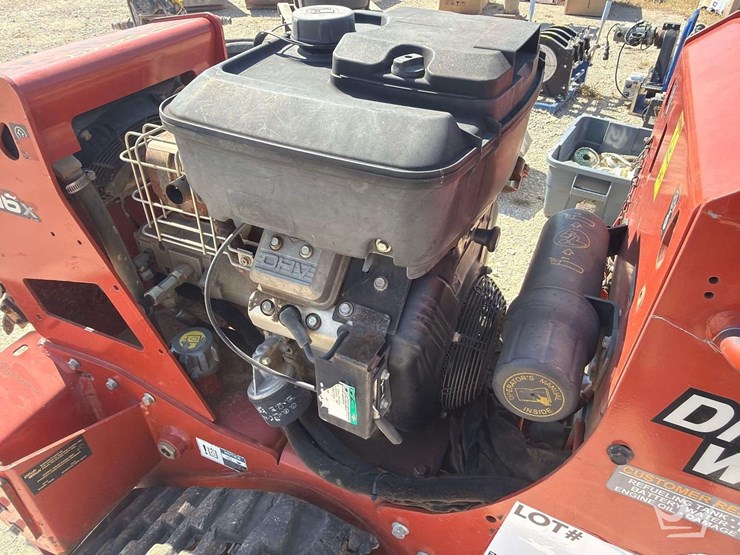 2019-ditch-witch-c16x-image-8