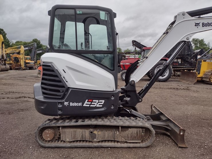 bobcat-e32i-image-27