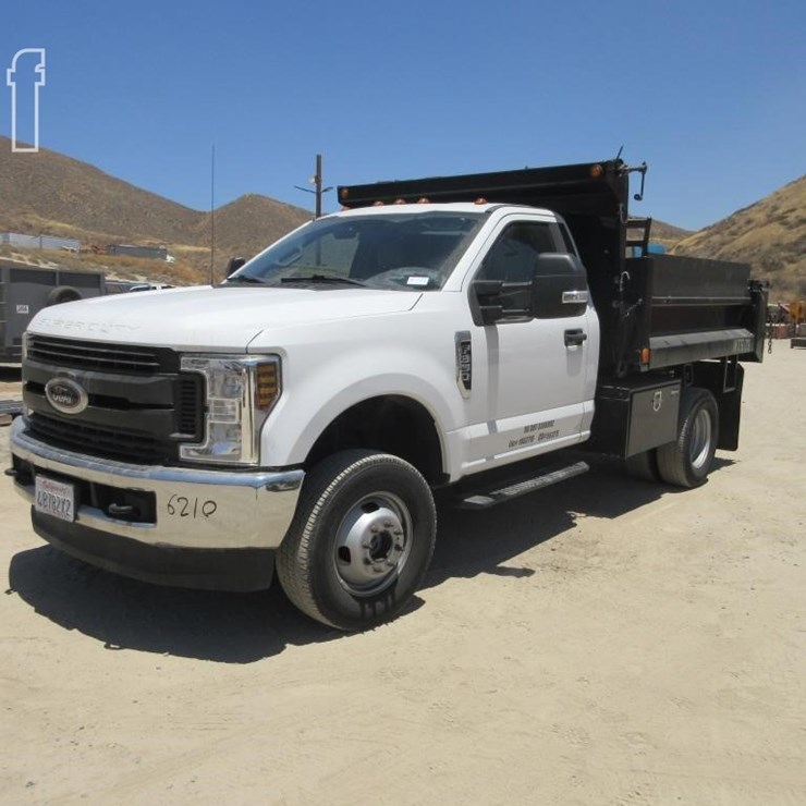 2019 FORD F350 XL