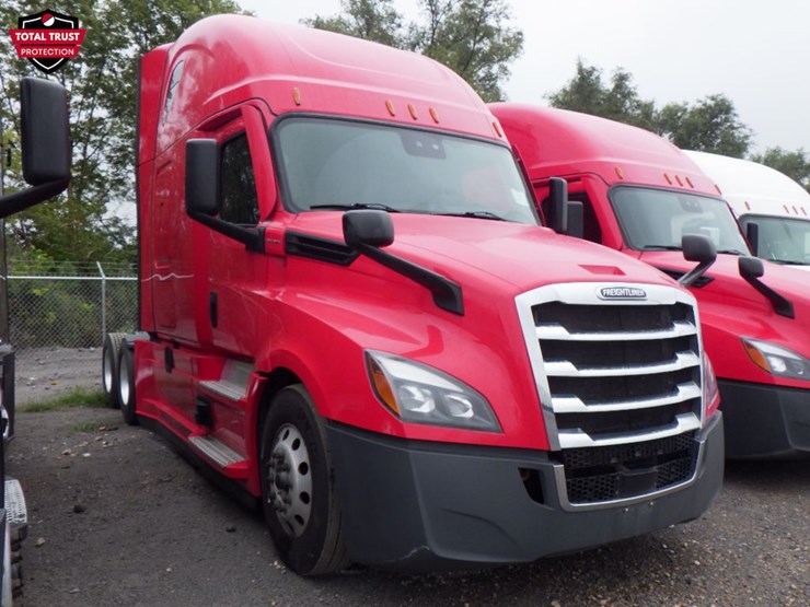 2022-freightliner-cascadia-126-image-3