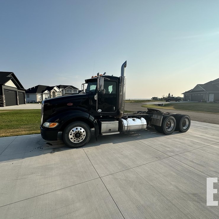2012 PETERBILT 386