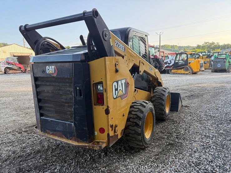 2020-caterpillar-272d3-image-4