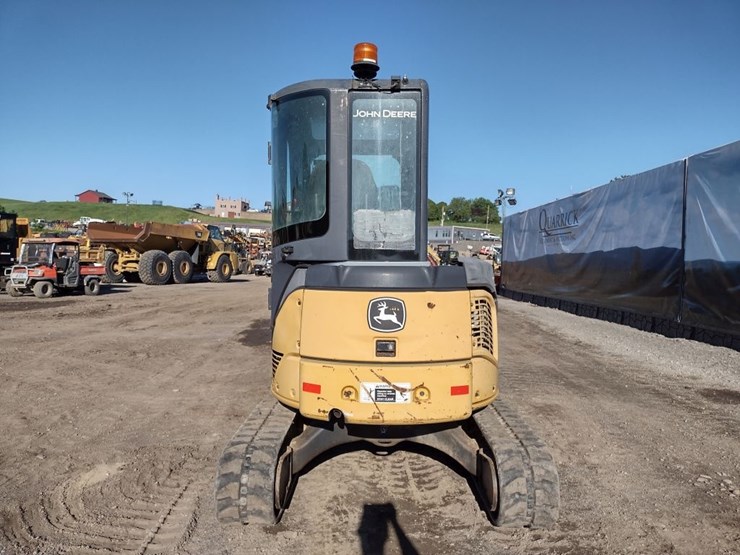 deere-35d-image-4