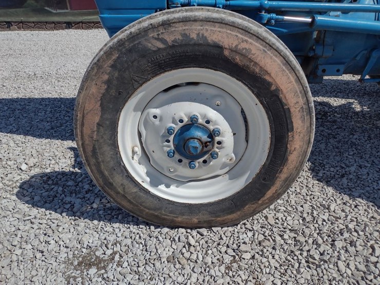 ford-3600-image-15