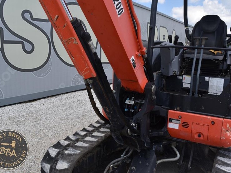 2019-kubota-kx057-4-image-25