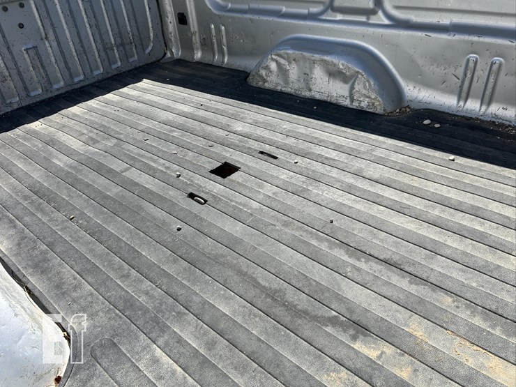 2013-chevrolet-silverado-2500hd-lt-image-27