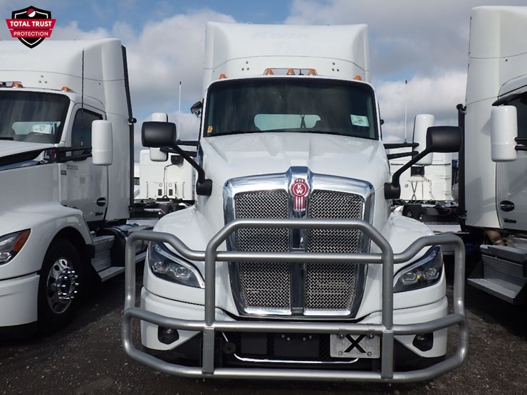 2024-kenworth-t680-image-2