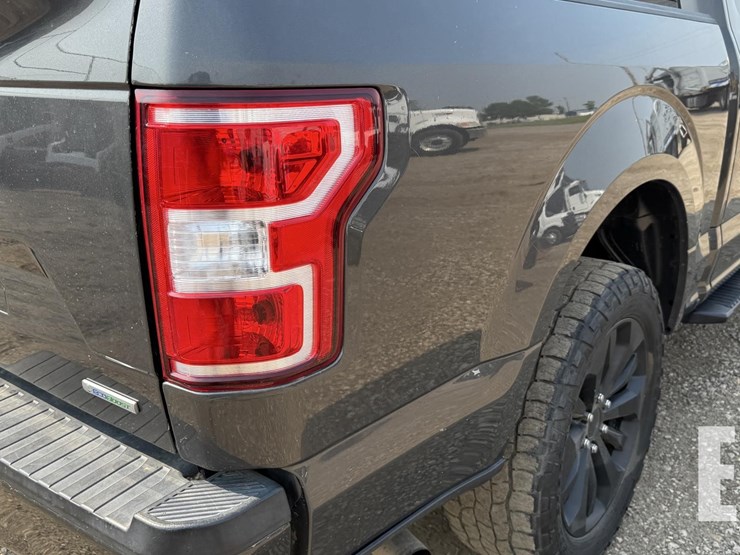 2019-ford-f150-image-30