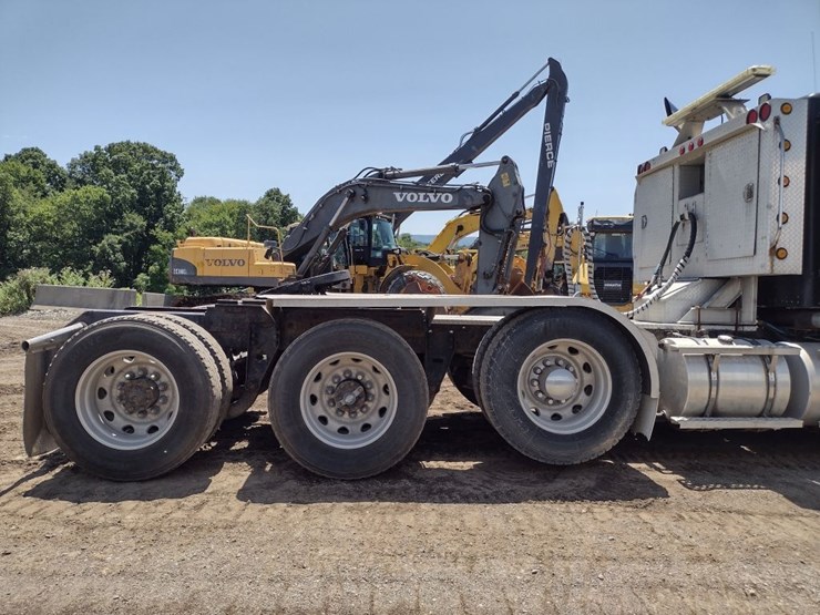 kenworth-w900-image-30