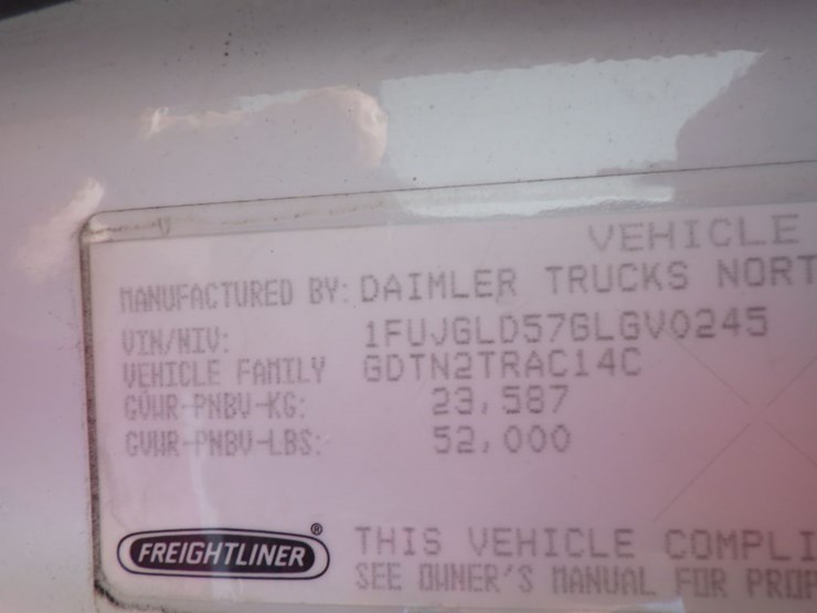 2016-freightliner-cascadia-125-evolution-image-24