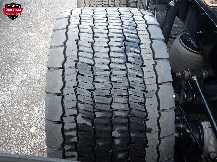 2024-kenworth-t680-image-5