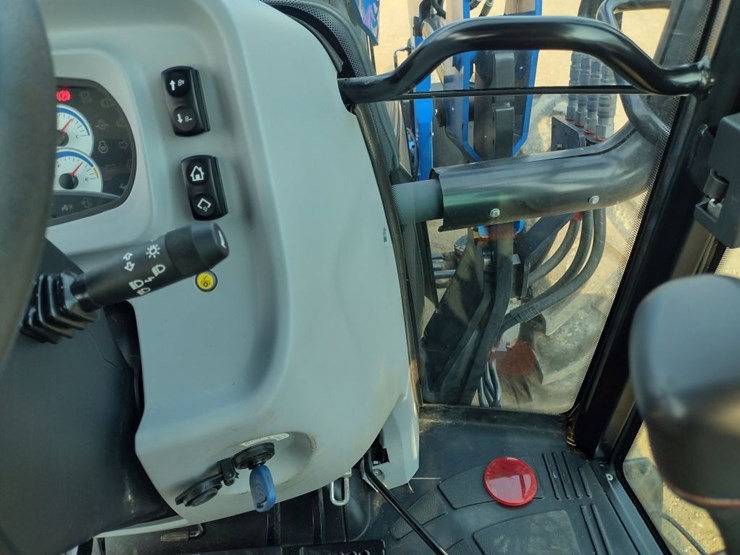 new-holland-workmaster-105-image-9