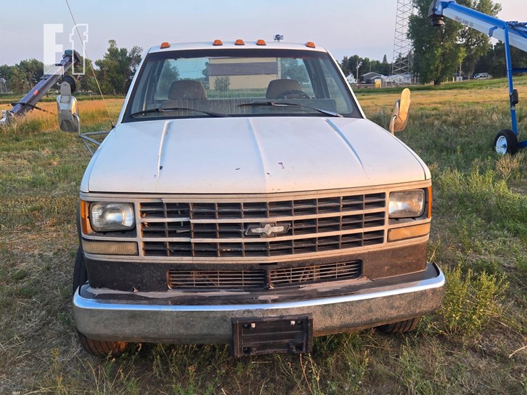 1992-chevrolet-3500hd-image-2