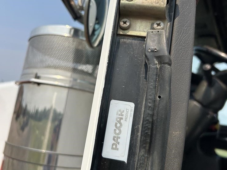 2007-kenworth-w900-image-13