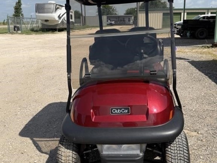 l3---club-cart-gas-golf-cart-image-5