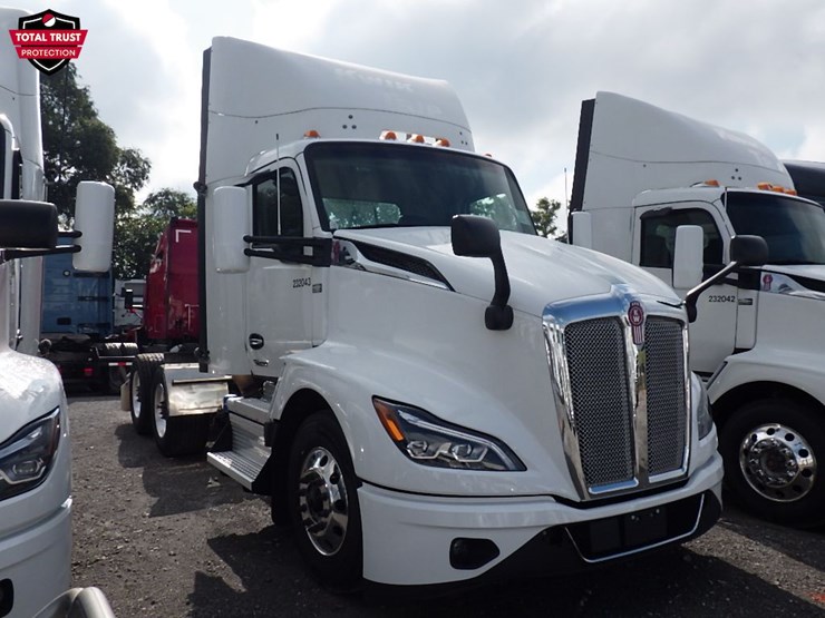 2024-kenworth-t680-image-3