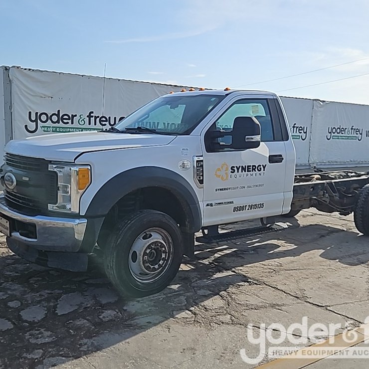 2017 FORD 550