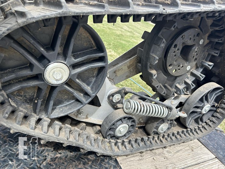4x-trek-commander-tracks-image-10