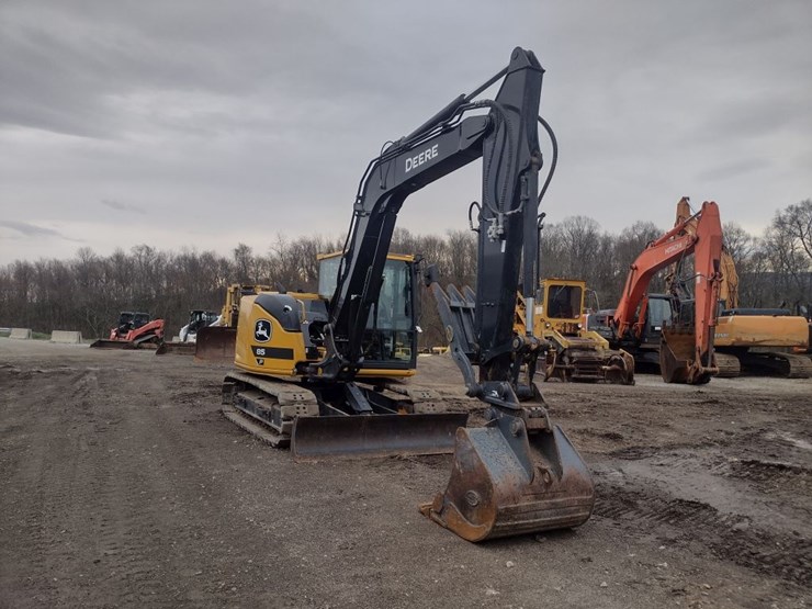john-deere-85-image-55