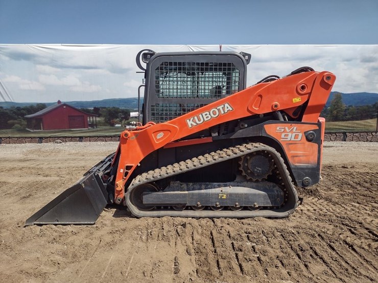 kubota-svl90-image-1