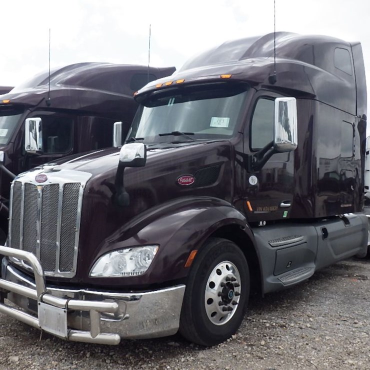 2019 PETERBILT 579