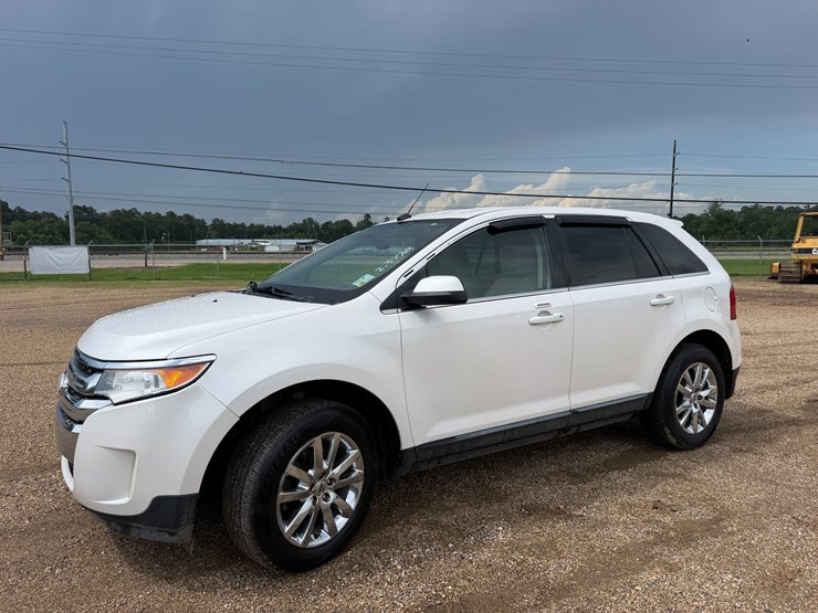 2011-ford-edge-image-1