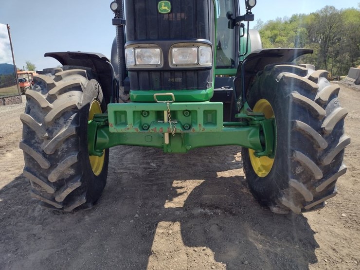 john-deere-7520-image-17