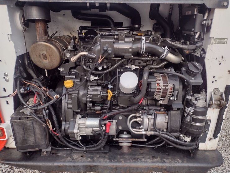 bobcat-t740-image-32