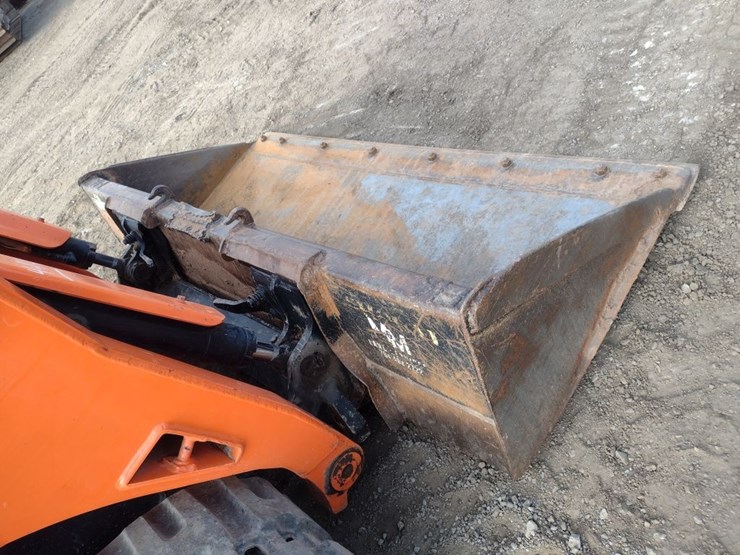 kubota-svl95-2s-image-21