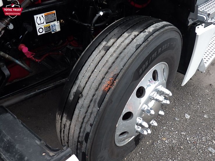 2024-kenworth-t680-image-26