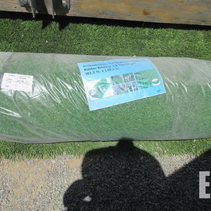 3.3' X 49.2' ARTIFICIAL TURF ROLL