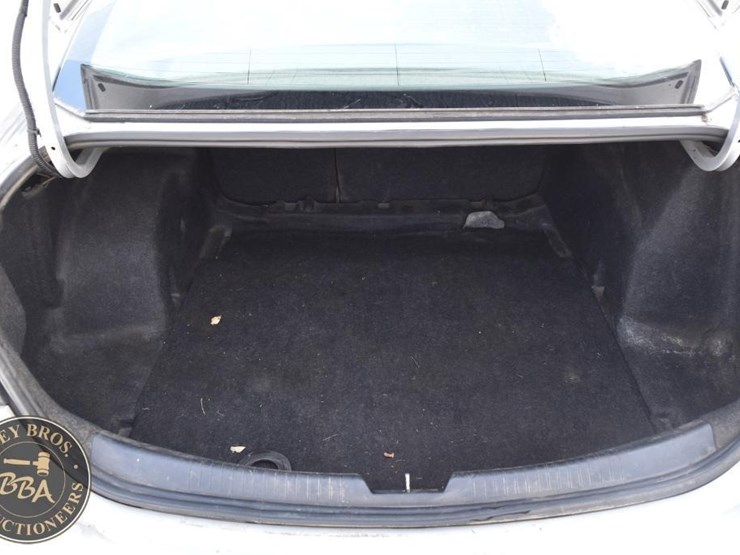 2018-chevrolet-malibu-46449-image-26