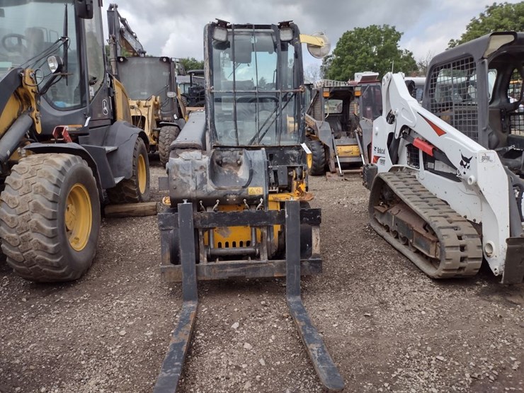 21-jcb-tlt35d-image-2