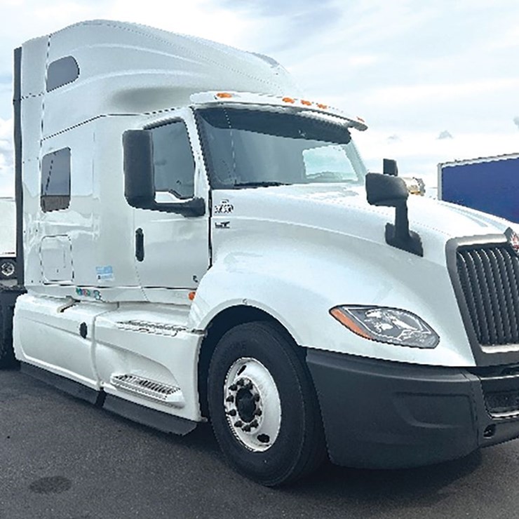 2020 INTERNATIONAL LT