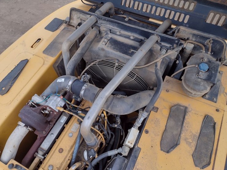 deere-270d-lc-image-46