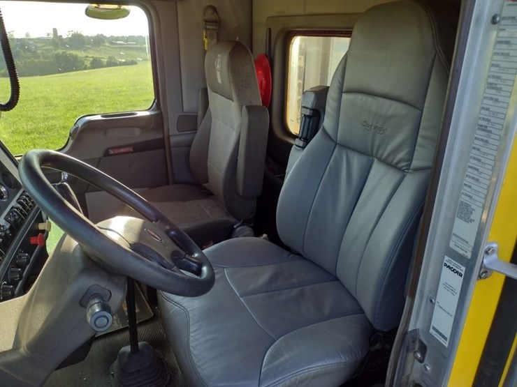 kenworth-w900-image-16
