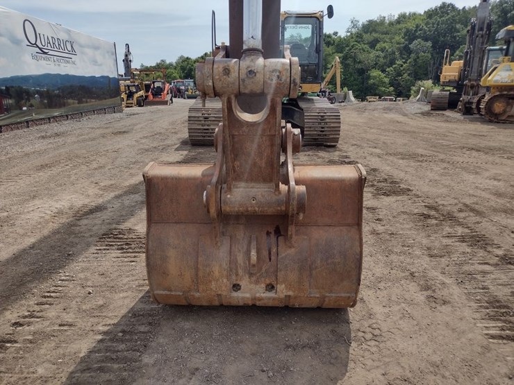 2007-deere-270d-lc-image-24