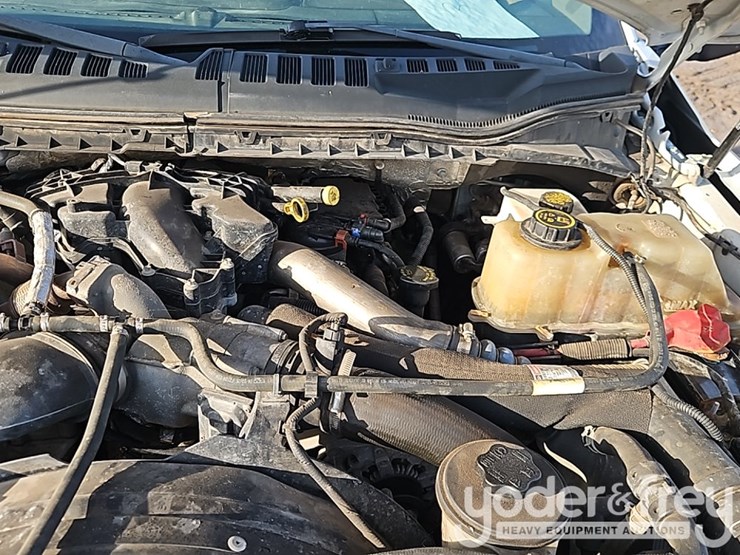 2018-ford-f550-image-19