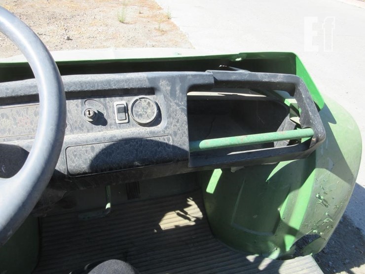 john-deere-gator-image-7