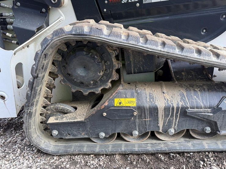 2021-bobcat-t66-image-13