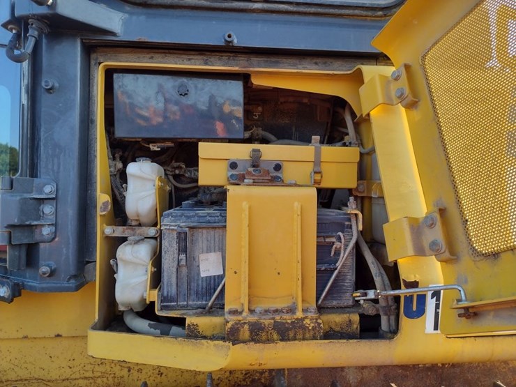 komatsu-d51px-22-image-19