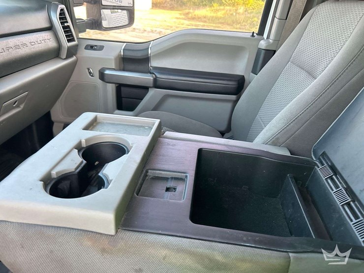 2019-ford-f450-image-17