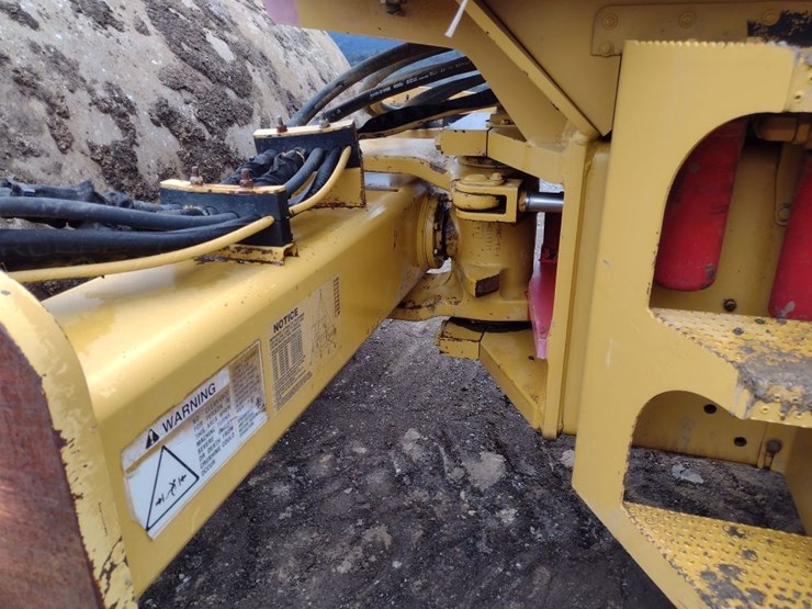 caterpillar-cs-563e-image-20