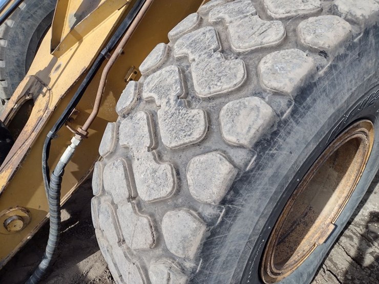caterpillar-930g-image-13