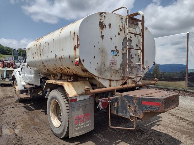 ford-f750-image-35