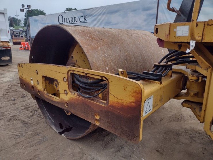 caterpillar-cs-533e-image-15